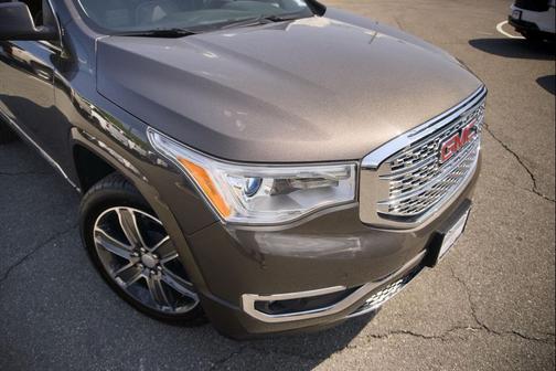 Smokey Quartz Metallic 2019 GMC Acadia Denali
