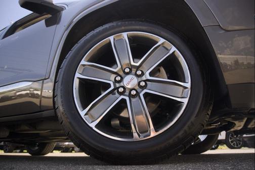 Smokey Quartz Metallic 2019 GMC Acadia Denali