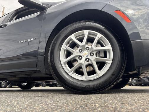 Iron Gray Metallic 2022 Chevrolet Equinox 1LT