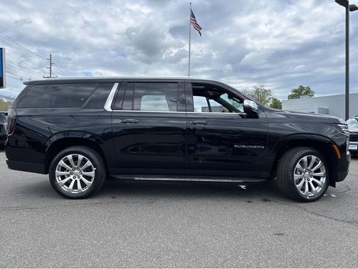 Black 2026 Chevrolet Suburban Premier