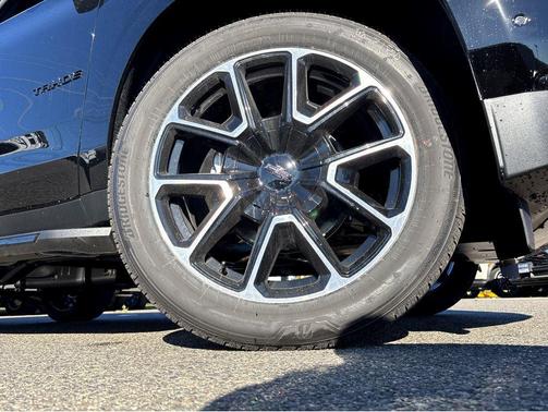 2026 Chevrolet Tahoe 4WD RST