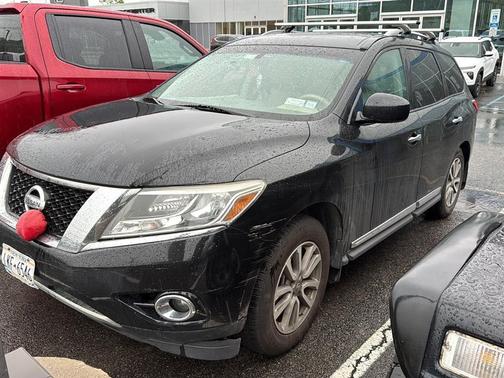 Super Black 2014 Nissan Pathfinder SL