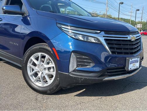 Blue Glow Metallic 2023 Chevrolet Equinox 1LT