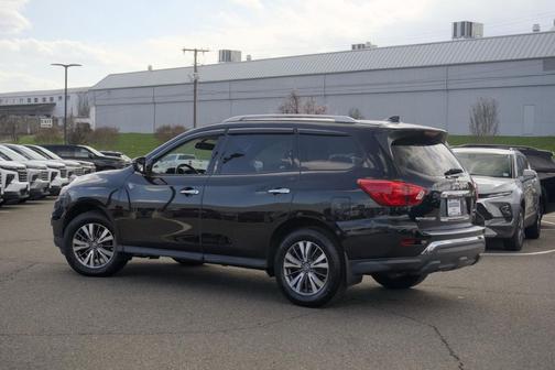 2020 Nissan Pathfinder SV 4WD