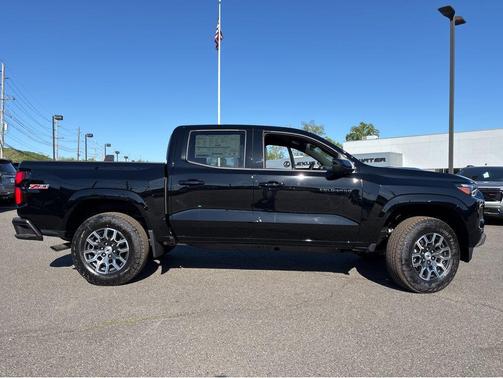 Black 2026 Chevrolet Colorado Z71