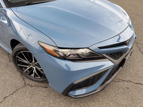 Cavalry Blue 2024 Toyota Camry SE