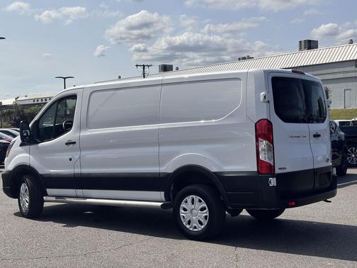 2024 Ford Transit-250 Base