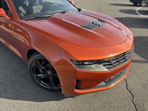 2022 Chevrolet Camaro RWD Coupe LT1