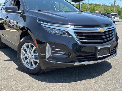 Mosaic Black Metallic 2023 Chevrolet Equinox 1LT