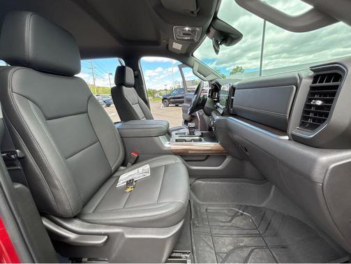 Radiant Red Tintcoat 2026 Chevrolet Silverado 1500 RST