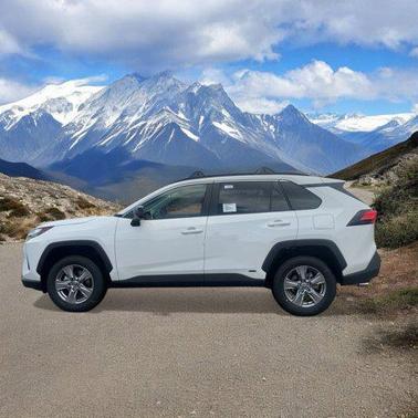 2025 Toyota RAV4 Hybrid LE