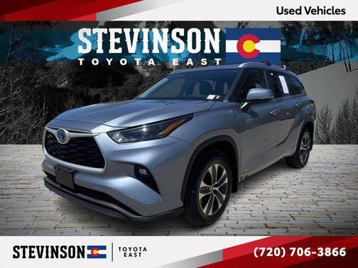 2024 Toyota Highlander Hybrid XLE