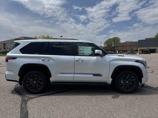 2025 Toyota Sequoia Platinum