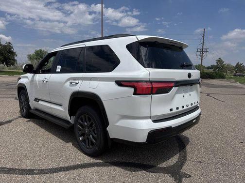 2025 Toyota Sequoia Platinum