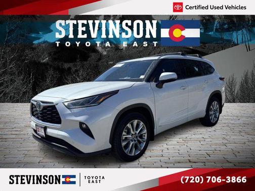 2022 Toyota Highlander Hybrid Limited