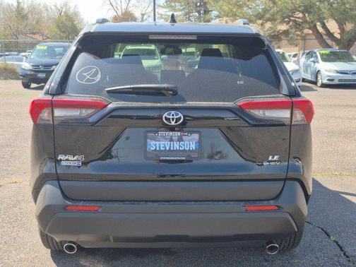 2025 Toyota RAV4 LE
