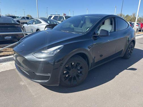 2021 Tesla Model Y Standard Range Rear-Wheel Drive