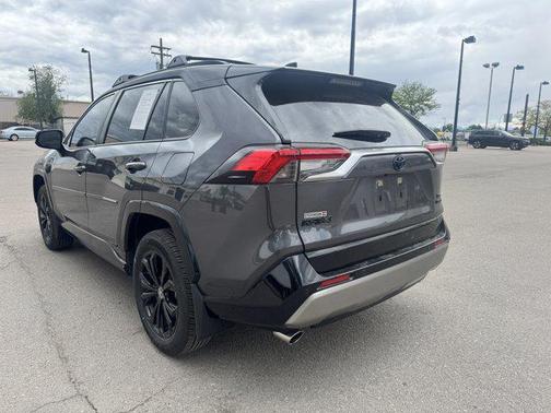 2024 Toyota RAV4 Hybrid SE