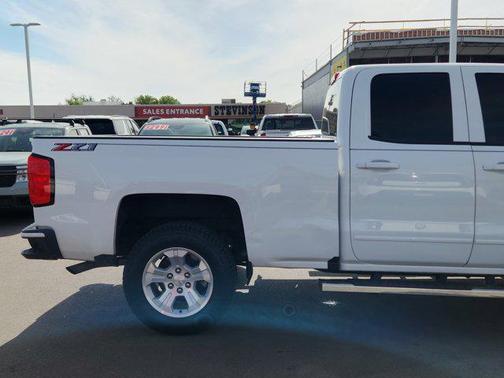 2018 Chevrolet Silverado 1500 2LT