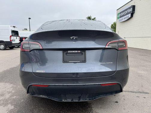 2023 Tesla Model Y Long Range Dual Motor All-Wheel Drive