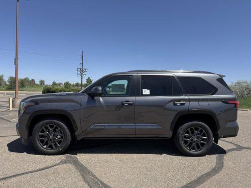 2025 Toyota Sequoia Platinum