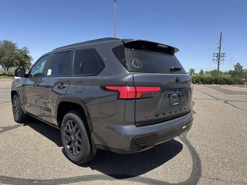 2025 Toyota Sequoia Platinum