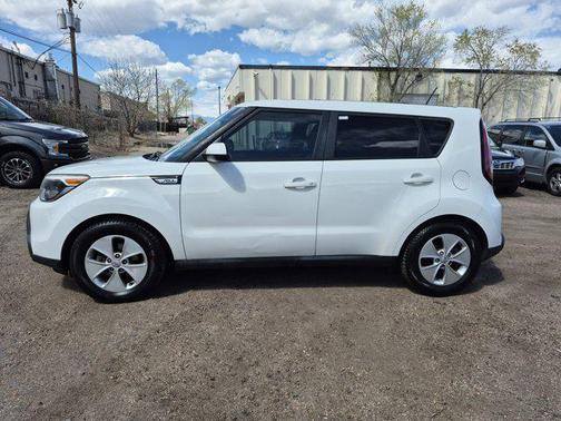 2016 Kia Soul Base