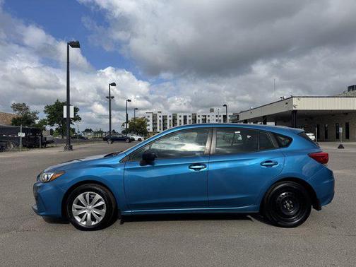 2019 Subaru Impreza 2.0i