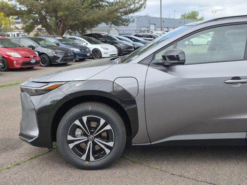 2025 Toyota bZ4X XLE