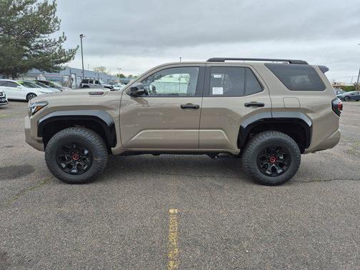 2025 Toyota Sequoia Base