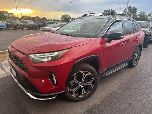 2025 Toyota RAV4 Hybrid SE