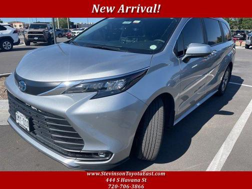 2025 Toyota Sienna XLE 7 Passenger