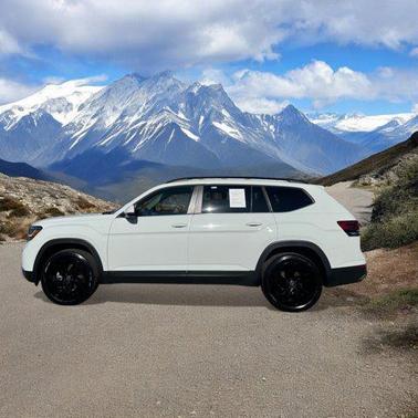2023 Volkswagen Atlas 3.6L SE w/Technology