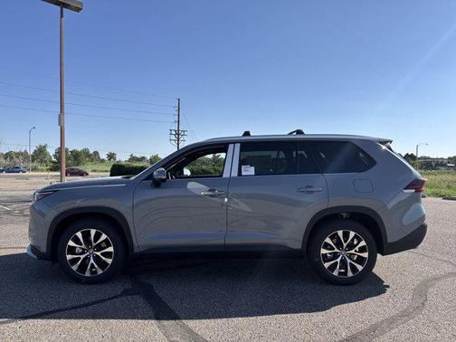 2025 Toyota Grand Highlander Hybrid Limited MAX