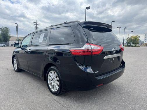2017 Toyota Sienna Limited