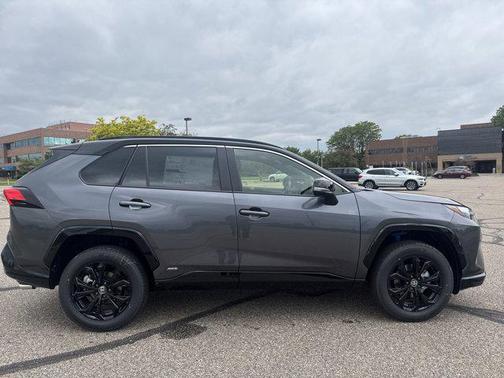 2025 Toyota RAV4 Hybrid SE