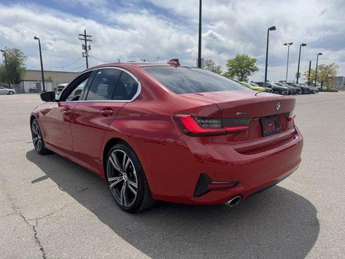 2021 BMW 330 xDrive