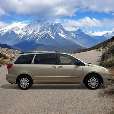 2008 Toyota Sienna LE