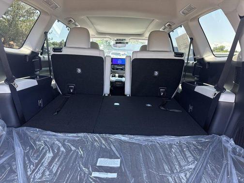 2025 Toyota Grand Highlander Platinum
