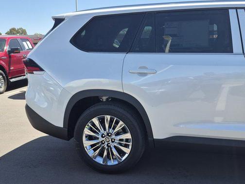 2025 Toyota Grand Highlander Hybrid XLE