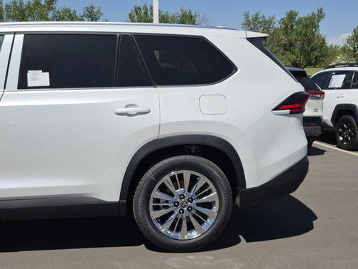 2025 Toyota Grand Highlander Hybrid XLE