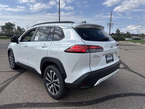2025 Toyota Corolla Cross XLE