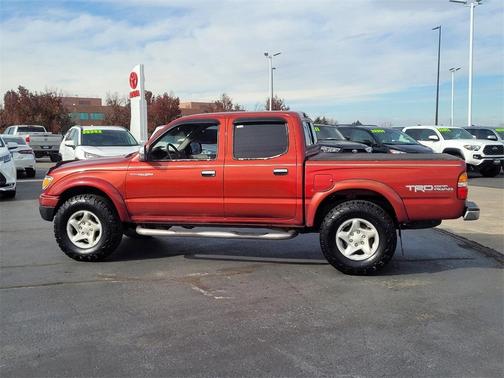 Photo 3 of 30 of 2001 Toyota Tacoma Double Cab