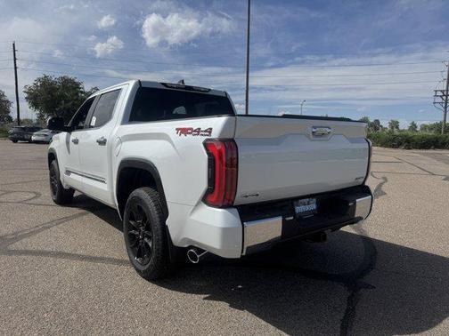 2025 Toyota Tundra Hybrid 1794 Edition