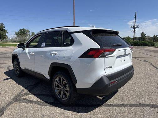 2025 Toyota RAV4 Hybrid XLE Premium