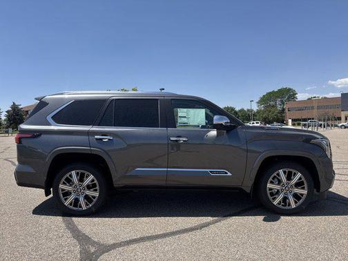 2025 Toyota Sequoia Base