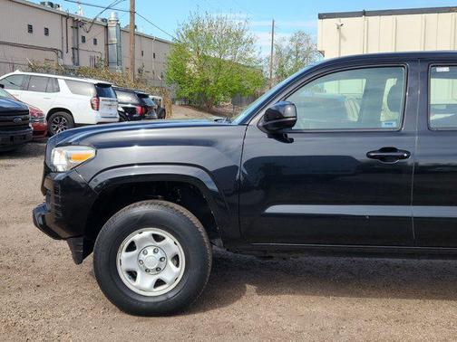 2018 Toyota Tacoma SR