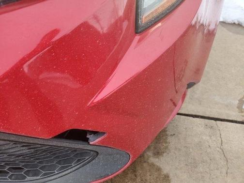 Photo 3 of 12 of 2020 Toyota Corolla LE
