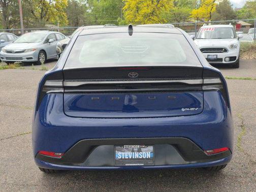 2025 Toyota Prius L
