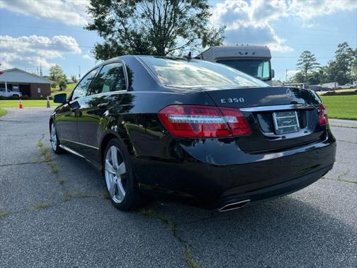 2011 Mercedes-Benz E-Class E 350 4MATIC Sedan 4D